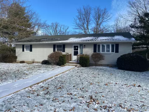 2862 Myeerah Trl, West Liberty, OH 43357