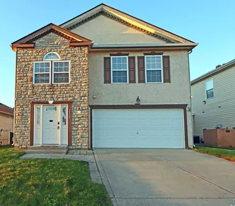 5572 Old Coble St, Canal Winchester, OH 43110