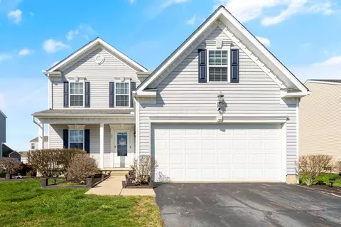 33 Hawthorne Dr, Ashville, OH 43103