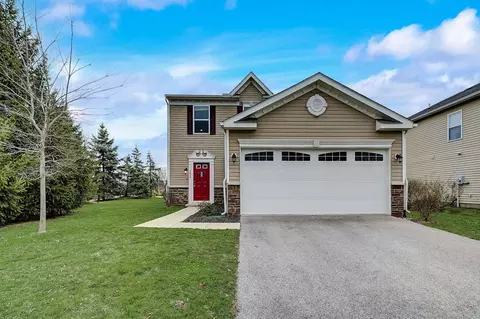 4836 Fosterson Dr, Lockbourne, OH 43137