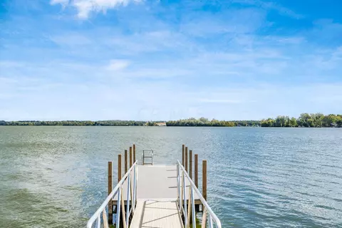 13142 W Bank Dr NE, Millersport, OH 43046