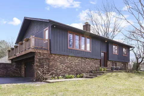 22 Peach Blossom Rd SW, Pataskala, OH 43062