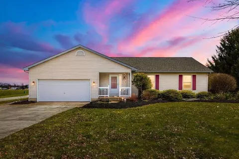 5500 Clover Valley Rd NW, Johnstown, OH 43031