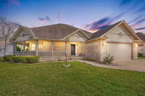 1711 Tuscarora Dr, Grove City, OH 43123