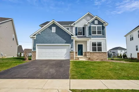 918 Peacock Dr, Sunbury, OH 43074