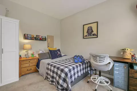 Bedroom - 4938 Farview Rd, Columbus, OH 43231 photo 1 of 14
