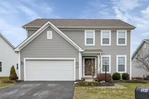 Exterior - 4938 Farview Rd, Columbus, OH 43231 photo 4 of 11