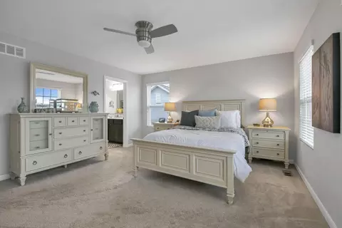 Bedroom - 4938 Farview Rd, Columbus, OH 43231 photo 12 of 14