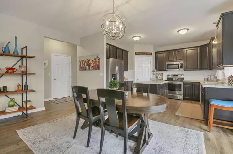 Dining - 4938 Farview Rd, Columbus, OH 43231 photo 4 of 4