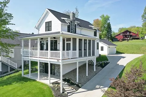 416 Lakeview Heights Dr, Howard, OH 43028