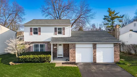 1990 Charmingfare St, Columbus, OH 43228