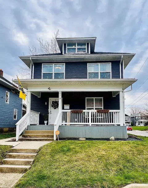 879 E Whittier St, Columbus, OH 43206