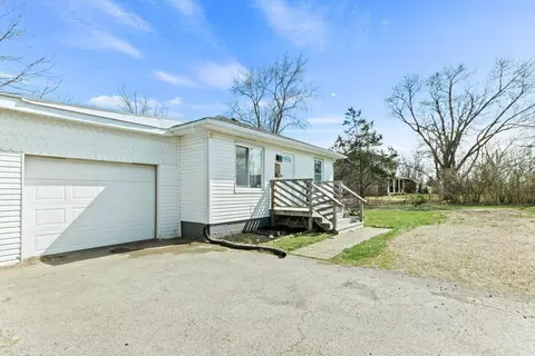 1850 Demorest Rd, Columbus, OH 43228 photo 2
