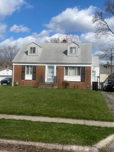 1240 Carbone Dr, Columbus, OH 43224