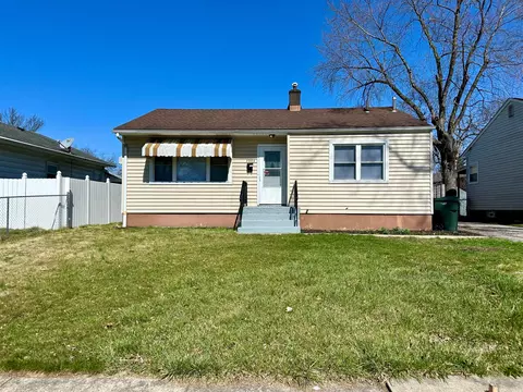 2064 Belcher Dr, Columbus, OH 43224
