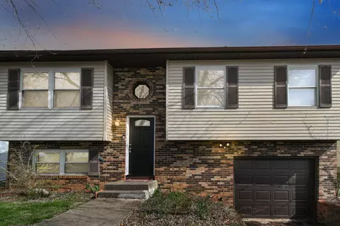 6808 Centennial Dr, Reynoldsburg, OH 43068