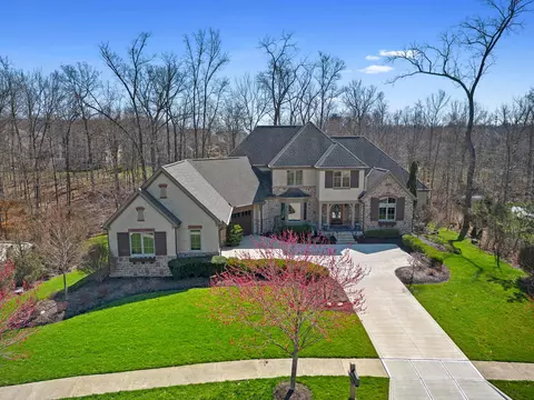 5019 Ravines Edge Ct, Powell, OH 43065