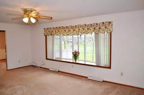 2724 Balsam Dr, Springfield, OH 45503 photo 3