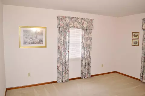2724 Balsam Dr, Springfield, OH 45503 photo 19