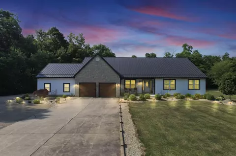 7771 Columbus Rd SW, Pataskala, OH 43062