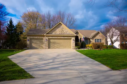 1252 Sea Shell Dr, Westerville, OH 43082