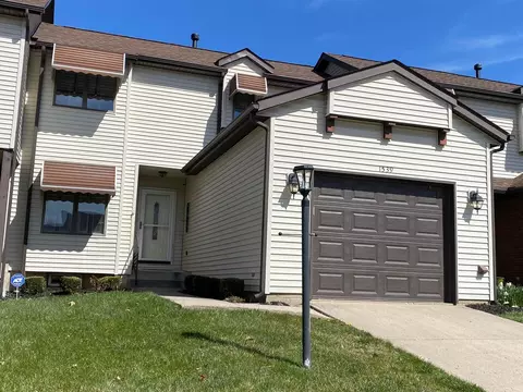 1539 N Regency Dr, Xenia, OH 45385