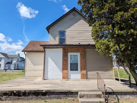 1518 Clay St, Springfield, OH 45505 photo 3