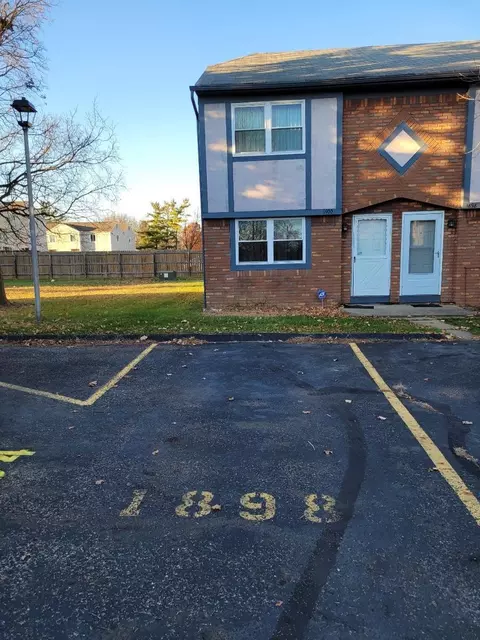 1900 Slaton Ct, Columbus, OH 43235