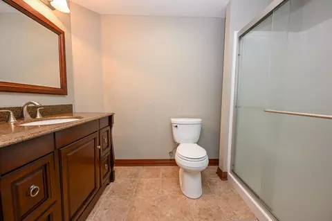 Bath - 5850 Stevens Dr, Orient, OH 43146 photo 4 of 5