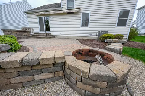 Exterior - 5850 Stevens Dr, Orient, OH 43146 photo 8 of 15
