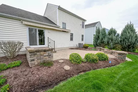 Exterior - 5850 Stevens Dr, Orient, OH 43146 photo 7 of 15
