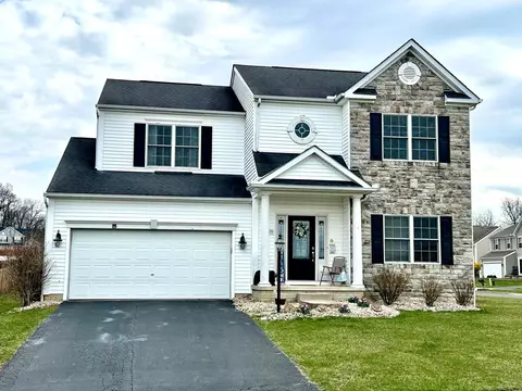 1876 Autumn Dr, Lancaster, OH 43130