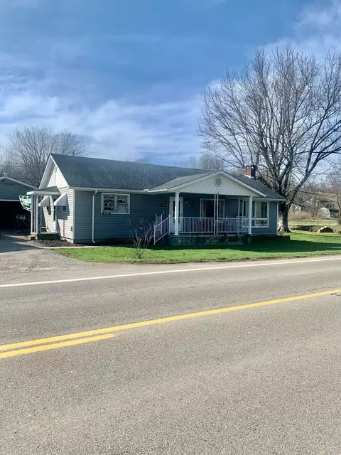 2929 State Route 93 NE, Crooksville, OH 43731