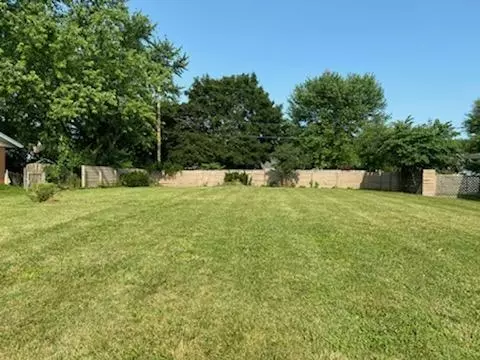 445 Geron Dr, Springfield, OH 45505