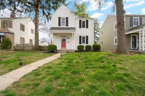 946 Grandon Ave, Columbus, OH 43209