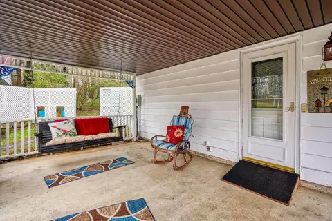 Exterior - 3664 Four Mile Rd, Jackson, OH 45640 photo 8 of 16