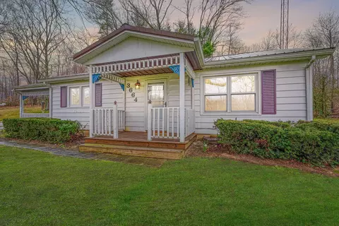 3664 Four Mile Rd, Jackson, OH 45640