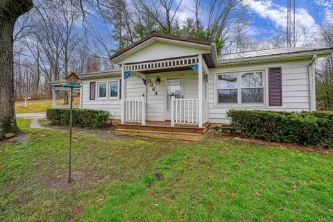 Exterior - 3664 Four Mile Rd, Jackson, OH 45640 photo 4 of 16