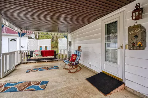 Exterior - 3664 Four Mile Rd, Jackson, OH 45640 photo 9 of 16