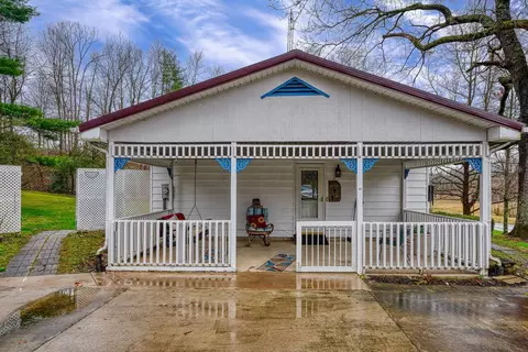 Exterior - 3664 Four Mile Rd, Jackson, OH 45640 photo 6 of 16