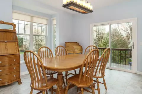 Dining - 6360 Chetti Dr, Columbus, OH 43213 photo 3 of 3