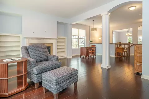 Living - 6360 Chetti Dr, Columbus, OH 43213 photo 3 of 4