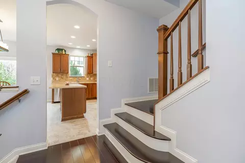 Entry Way - 6360 Chetti Dr, Columbus, OH 43213 photo 3 of 5