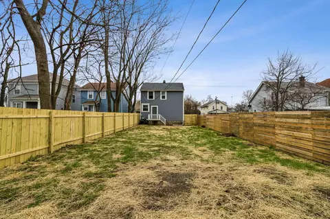 Exterior - 808 E 4th Ave, Columbus, OH 43201 photo 4 of 7