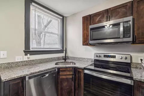 Kitchen - 808 E 4th Ave, Columbus, OH 43201 photo 3 of 3