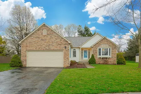 6292 Carol Ann Ct, Grove City, OH 43123