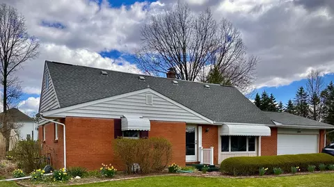 5800 Harlem Rd, New Albany, OH 43054