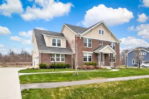Exterior - 2176 Nelson Ln, Delaware, OH 43015 photo 4 of 8