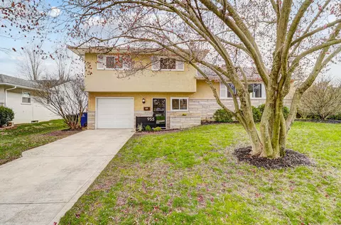 955 Brentford Dr, Columbus, OH 43220