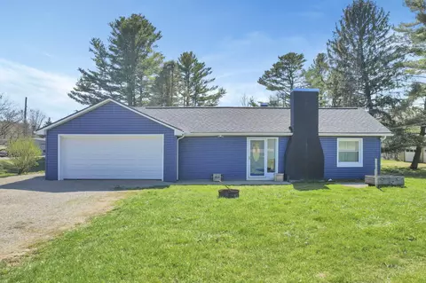 3920 Boggs Rd, Zanesville, OH 43701